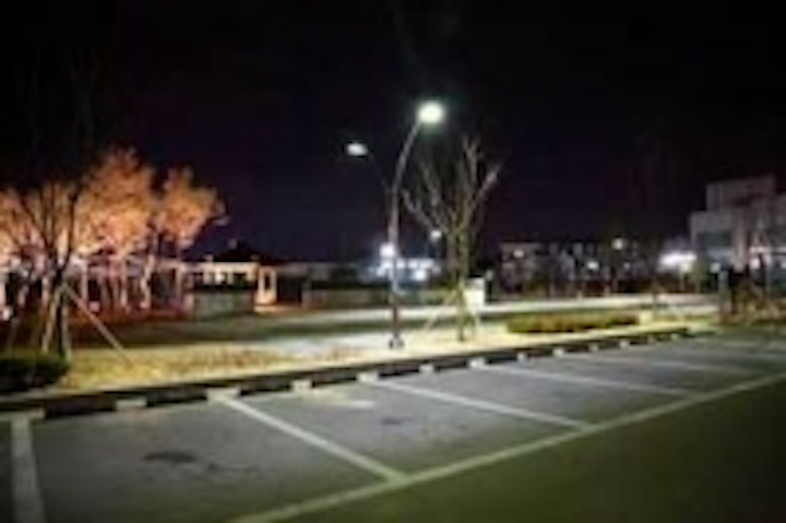 Content Dam Leds En Ugc 2009 09 Kingsun First Generation Of Led Street Light Enhance Both The Pedestrian And Vehicular Experience An Leftcolumn Article Thumbnailimage File
