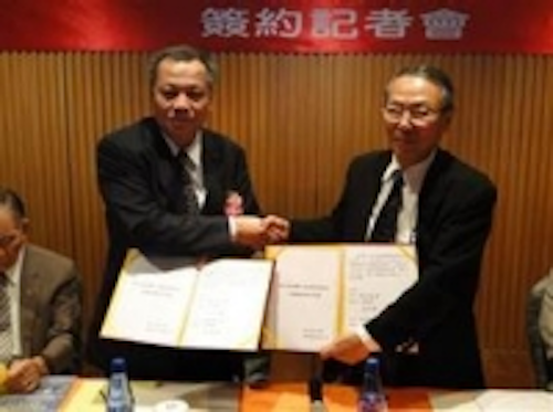 Content Dam Leds En Ugc 2009 10 Ncku Signs Collaborative Agreement With Taiwan Nitride Material Inc Leftcolumn Article Thumbnailimage File