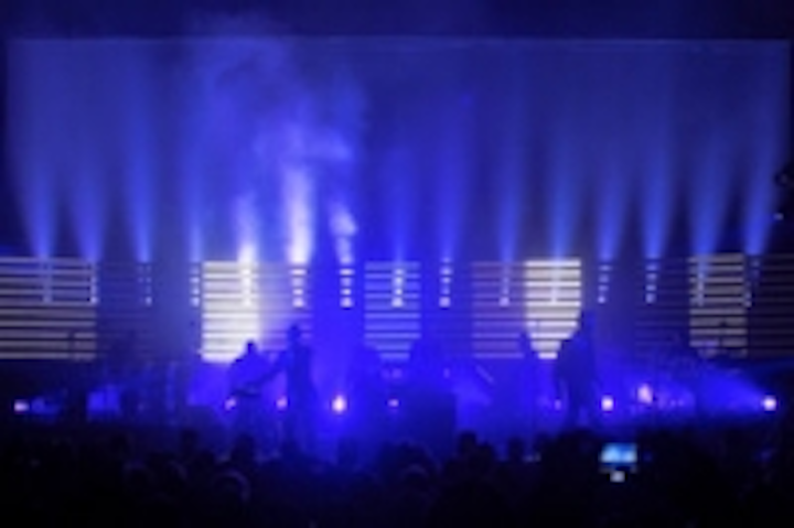 Content Dam Leds En Ugc 2009 10 Robe For Massive Attack Leftcolumn Article Thumbnailimage File