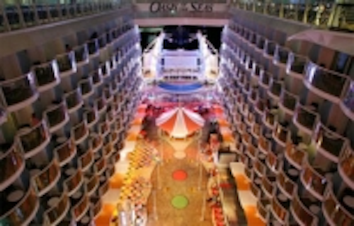 Content Dam Leds En Ugc 2009 12 Led Source Provides Led Fixtures For World S Largest Cruise Ship Leftcolumn Article Thumbnailimage File
