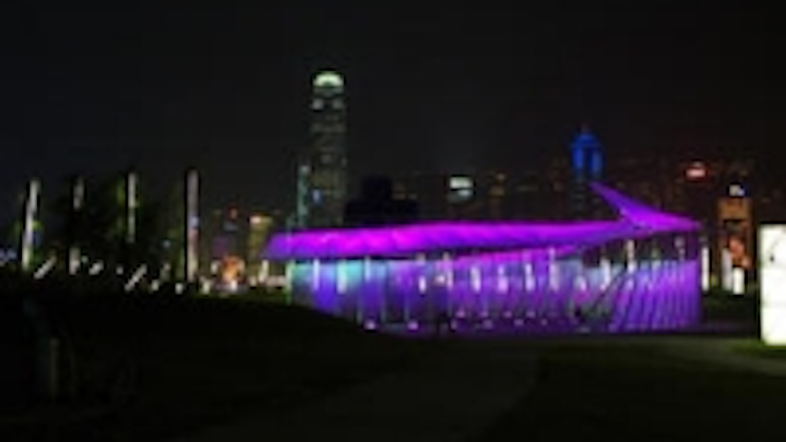 Content Dam Leds En Ugc 2010 02 Traxon Xb Luminaries Line Sparkles The West Kowloon Waterfront Leftcolumn Article Thumbnailimage File