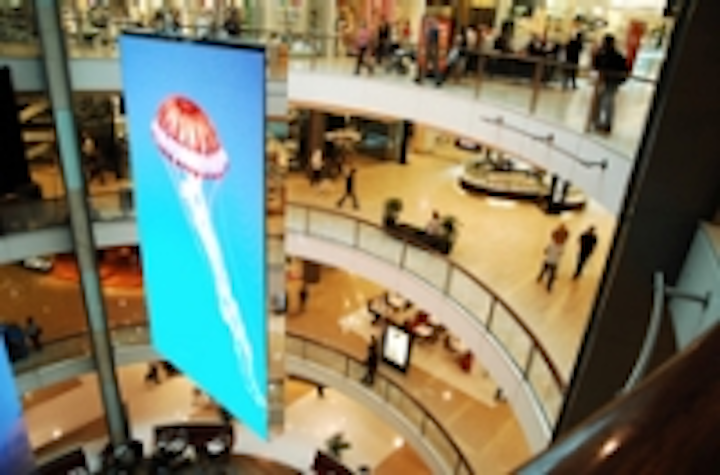 Content Dam Leds En Ugc 2010 03 Daktronics Westfield Launch In Shopping Center Digital Led Display Network Leftcolumn Article Thumbnailimage File
