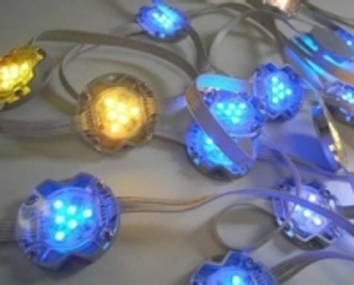 Content Dam Leds En Ugc 2010 03 Traxon String And Dot Xl Brighten The Day With 16 7 Million Colors Leftcolumn Article Thumbnailimage File