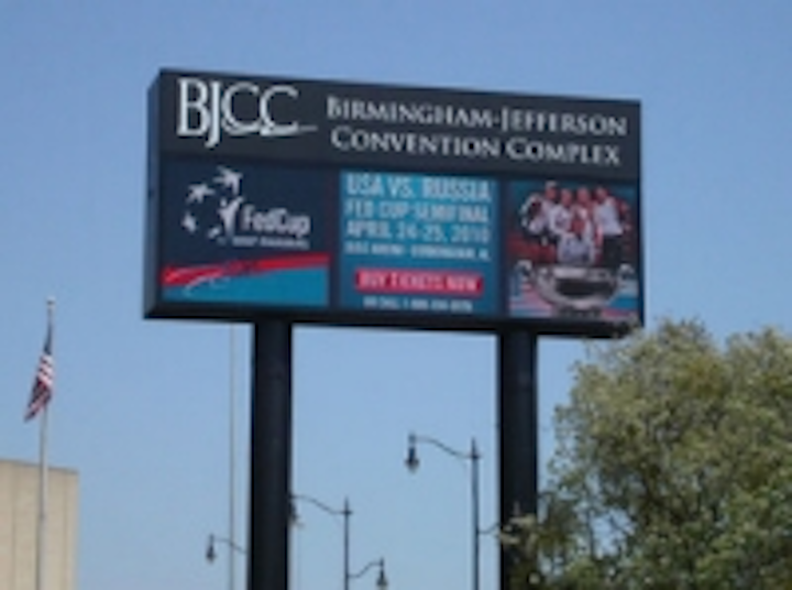 Content Dam Leds En Ugc 2010 04 Daktronics Installs Led Billboard At Birmingham Jefferson Convention Complex Leftcolumn Article Thumbnailimage File