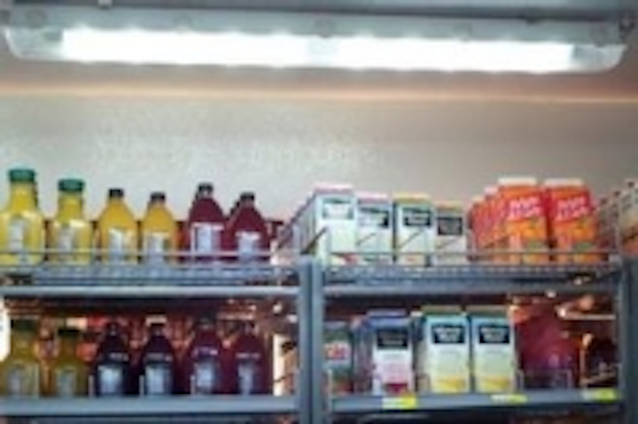 Content Dam Leds En Ugc 2010 05 Efficientlights Introduces Led Lighting For Retailers Refrigeration Leftcolumn Article Thumbnailimage File