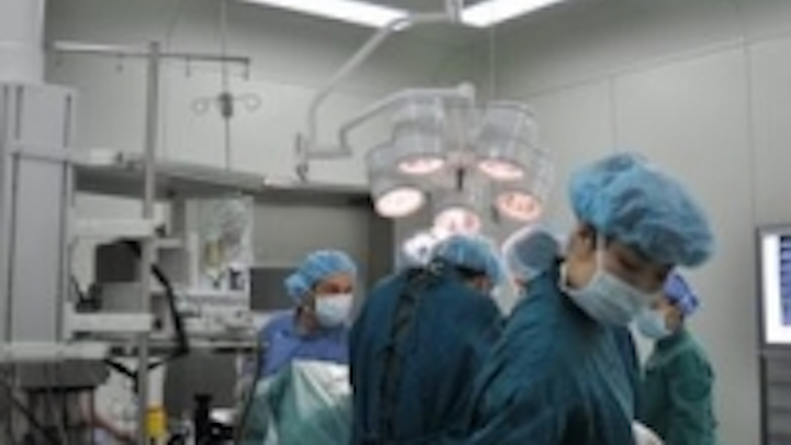 Content Dam Leds En Ugc 2010 05 Enfis And C Thme Design Led Based Surgical Operating Theater Lighting Leftcolumn Article Thumbnailimage File