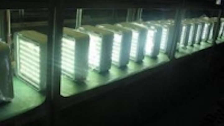 Content Dam Leds En Ugc 2010 06 Ambergreat Led Canopy Targets Petro And Convenience Store Applications Leftcolumn Article Thumbnailimage File