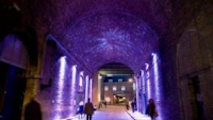 Content Dam Leds En Ugc 2010 11 Architainment Provides Firework Nights All Year Round On London S Clink Street Leftcolumn Article Thumbnailimage File