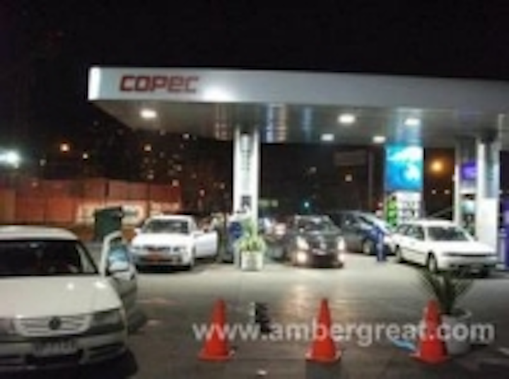 Content Dam Leds En Ugc 2010 11 Santiago Chile Gas Station Uses Led Canopy Lights From Ambergreat Leftcolumn Article Thumbnailimage File