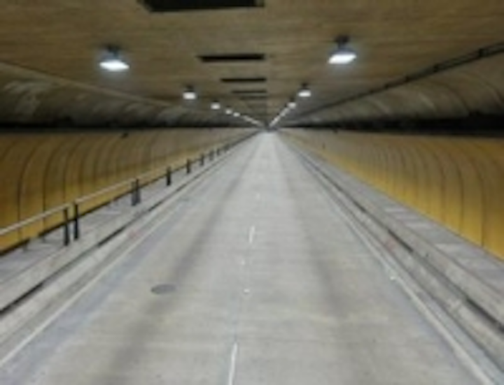 Content Dam Leds En Ugc 2011 02 Neo Neon Led Fixtures Used In Tunnel Illumination Project In Brazil Leftcolumn Article Thumbnailimage File