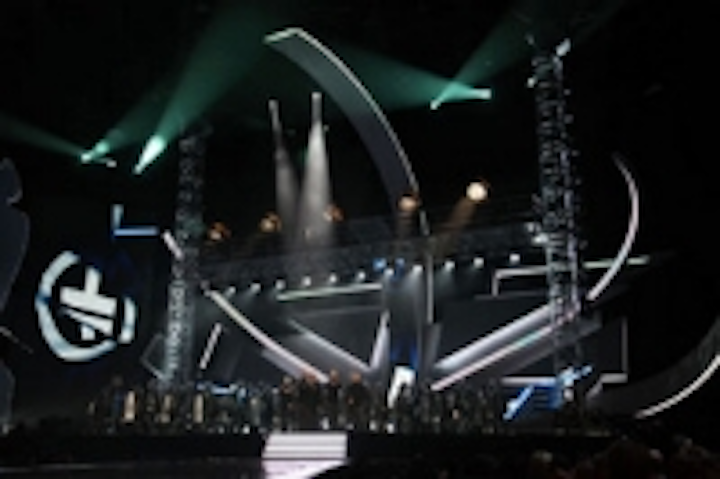 Content Dam Leds En Ugc 2011 02 Xl Video At The Brits 2011 Leftcolumn Article Thumbnailimage File