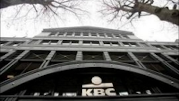 Content Dam Leds En Ugc 2011 04 Kbc Bank Hq Brussels Belgium Saves 70 Energy With Pas Ngl Led Tubes Leftcolumn Article Thumbnailimage File