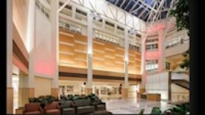 Content Dam Leds En Ugc 2011 05 Lumenpulse Illuminates The Healing Touch Of The Yale New Haven Hospital Atrium Leftcolumn Article Thumbnailimage File