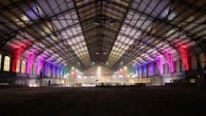 Content Dam Leds En Ugc 2011 05 Martin Lights The Austerlitz Railway Station Paris Leftcolumn Article Thumbnailimage File