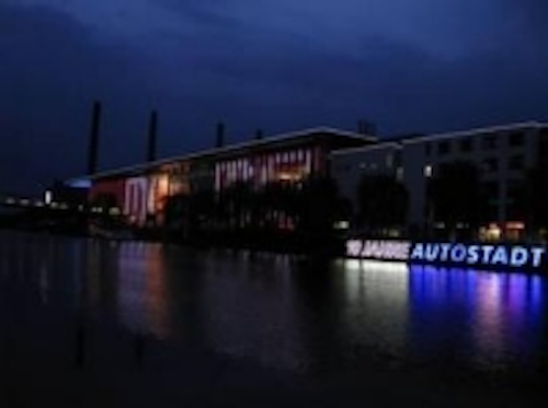Content Dam Leds En Ugc 2011 06 Leds Provide Facelift For Volkswagen S Autostadt Visitor Centre Leftcolumn Article Thumbnailimage File