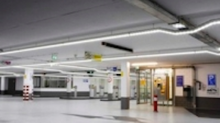 Content Dam Leds En Ugc 2011 06 Rentalite Installs Premium Power Led Line In Parking Garage Leftcolumn Article Thumbnailimage File