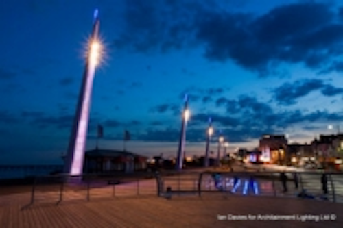 Content Dam Leds En Ugc 2011 07 Southend Unveils Light Masts Illuminating Town S Coastline Leftcolumn Article Thumbnailimage File