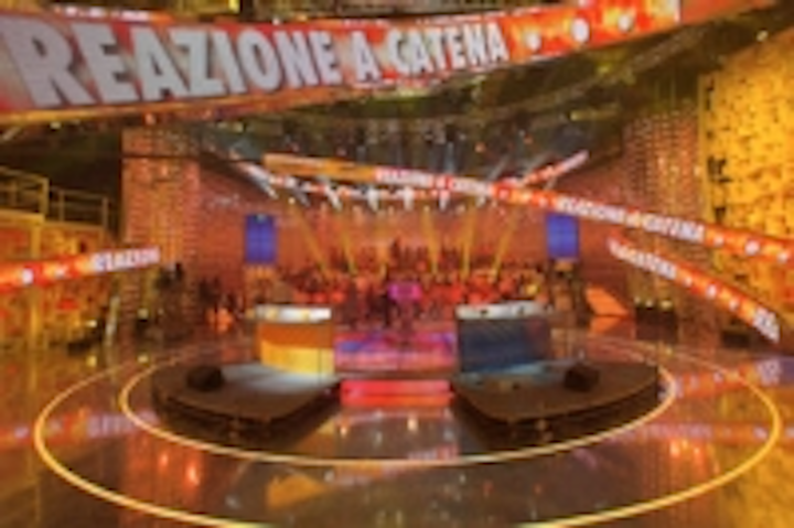 Content Dam Leds En Ugc 2011 08 Robe Is The Right Word For Reazione A Catena Leftcolumn Article Thumbnailimage File