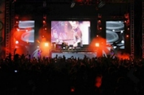 Content Dam Leds En Ugc 2011 11 Elation Led Video Panels Make Waves At Arizona S Sound Wave Edm Festival Leftcolumn Article Thumbnailimage File