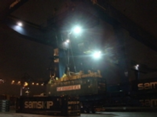 Content Dam Leds En Ugc 2011 12 Rotterdam Sea Port Installs Pas Ngl Led Floods On Container Cranes Leftcolumn Article Thumbnailimage File