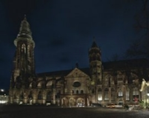 Content Dam Leds En Ugc 2012 03 Freiburg Cathedral Glows In A New Light Leftcolumn Article Thumbnailimage File