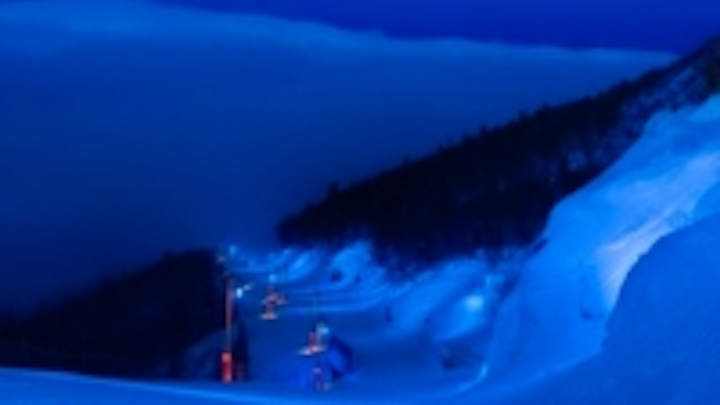 Content Dam Leds En Ugc 2012 06 Lumenpulse Lighting Tells A Magical Story At Swedish Ski Resort Leftcolumn Article Thumbnailimage File