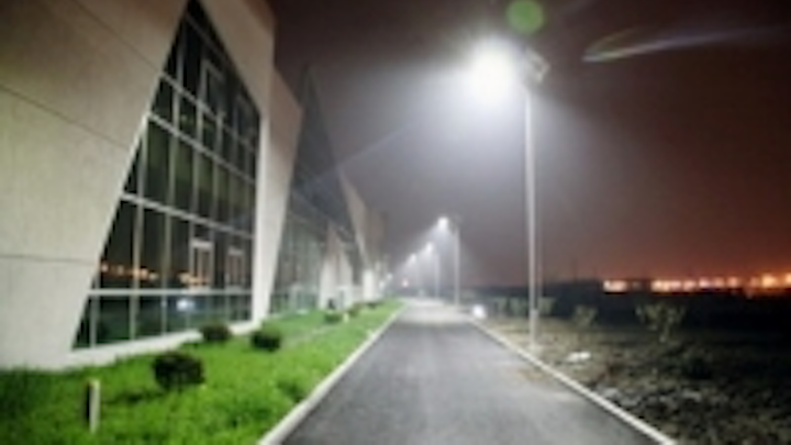 Content Dam Leds En Ugc 2012 08 Suncom Lighting Finishes Solar Led Street Lighting Project For An Industrial Park 2012 Leftcolumn Article Thumbnailimage File