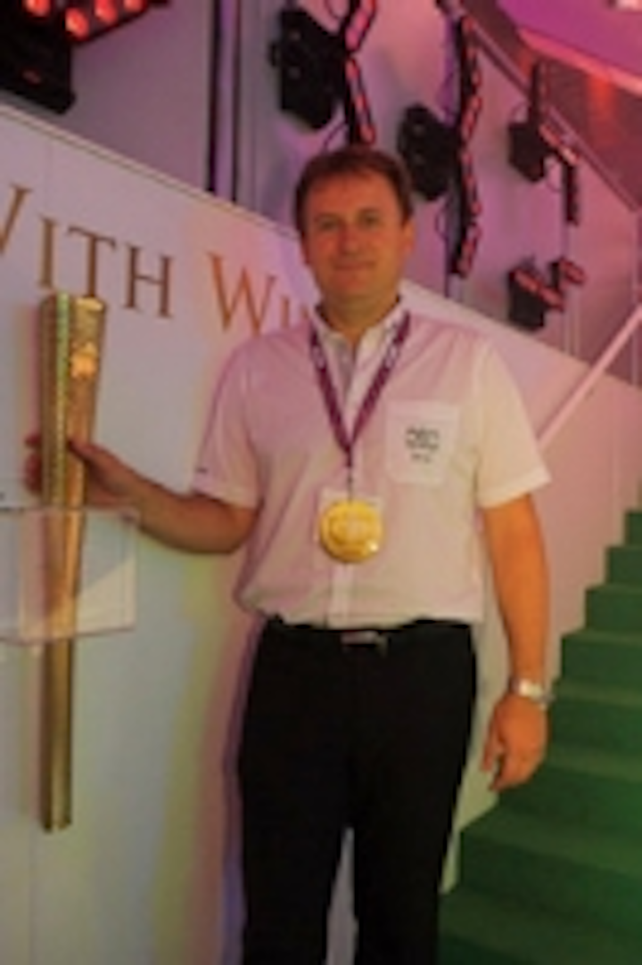 Content Dam Leds En Ugc 2012 09 Robe Olympic Torch Is A Winner For Light Relief At Plasa Leftcolumn Article Thumbnailimage File
