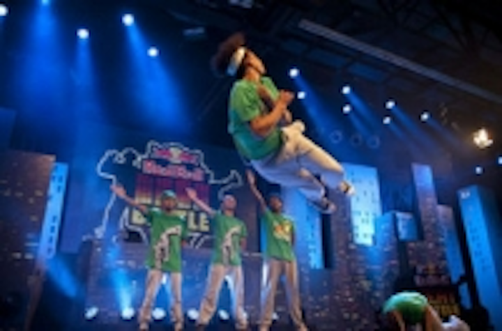 Content Dam Leds En Ugc 2012 10 Robe Ledbeam 100s For Red Bull Beat Battle Leftcolumn Article Thumbnailimage File