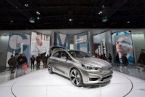 Content Dam Leds En Ugc 2012 11 Robe In The Fast Lane With Bmw And Mini At Paris Motor Show Leftcolumn Article Thumbnailimage File