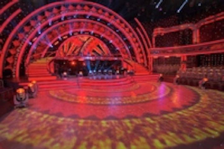 Content Dam Leds En Ugc 2012 11 Strictly Come Dancing Wrapped In Lights Leftcolumn Article Thumbnailimage File