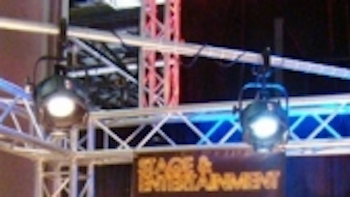 Content Dam Leds En Ugc 2012 12 Crossroads Led New Rt Es4 Retrofit Led Luminaire Receives Coveted Brass Ring Award At The 2012 Iaapa Leftcolumn Article Thumbnailimage File