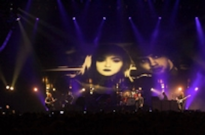 Content Dam Leds En Ugc 2012 12 Xl Video For Killers Battle Born Tour Leftcolumn Article Thumbnailimage File