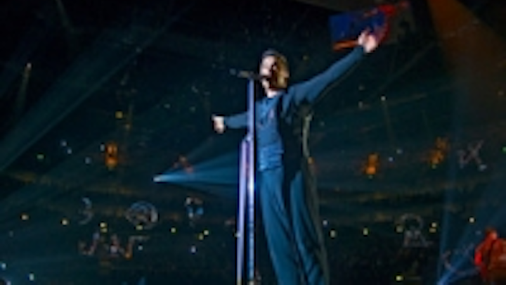 Content Dam Leds En Ugc 2012 12 Xl Video Takes The Crown With Robbie Williams Leftcolumn Article Thumbnailimage File