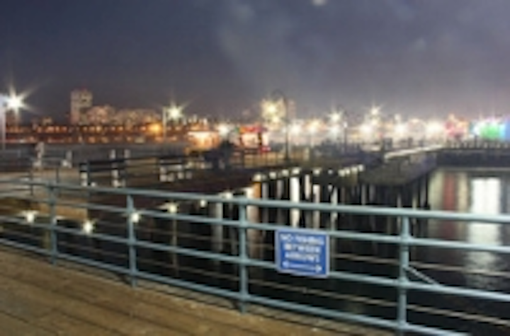 Content Dam Leds En Ugc 2013 07 New Ledtronics Lights On Santa Monica Pier And Carousel Building Improve Safety Remove Light Polluti Leftcolumn Article Thumbnailimage File