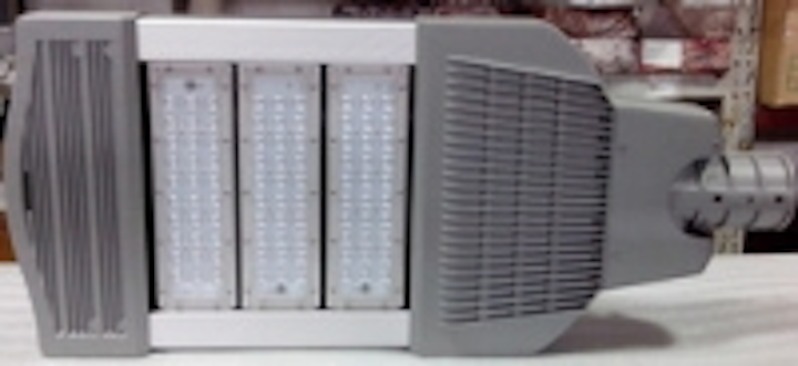 Content Dam Leds En Ugc 2013 09 Blueboo Offers 120w Cree Based Led Streetlight To Replace 250 400w Hps Or Mh Leftcolumn Article Thumbnailimage File