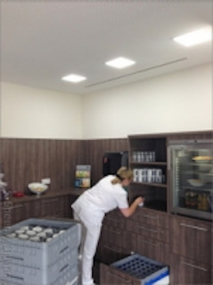 Content Dam Leds En Ugc 2013 09 Sheenly Led Panels Update German Hospital Lighting Leftcolumn Article Thumbnailimage File