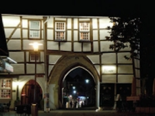 Content Dam Leds En Ugc 2013 11 Insta Illuminates R Mer Historic Gatehouse With Instalight Led Lighting Leftcolumn Article Thumbnailimage File