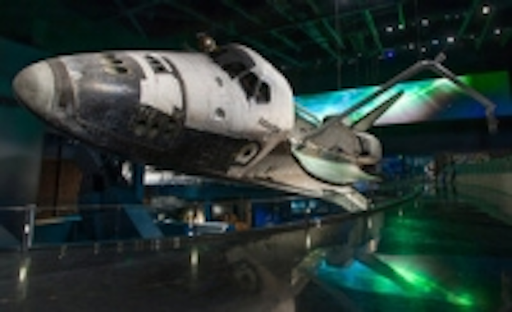 Content Dam Leds En Ugc 2013 11 Lumenpulse Leds Create Space Like Display For Space Shuttle Atlantis Exhibit Leftcolumn Article Thumbnailimage File