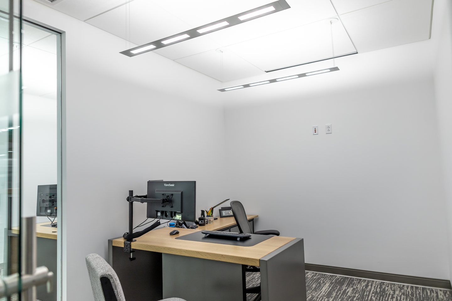 Oleds Still Face A Cost Challenge In General Lighting Magazine Leds Magazine