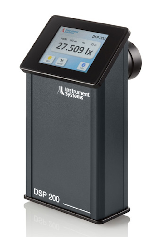 The newly developed DSP 200 photometer uses a silicon photovoltaic cell as a detector, which achieves excellent stability and the highest degree of accuracy due to the integral innovative cooling to 0°C.