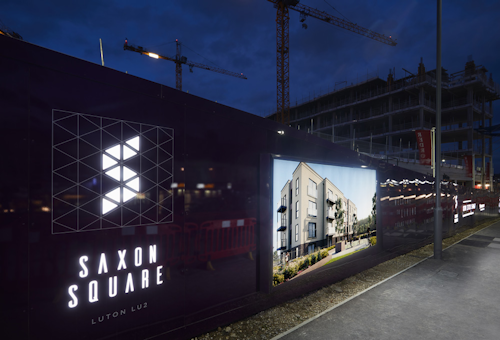 Hoardings at Saxon Square in Luton illuminated with Zeta LGP