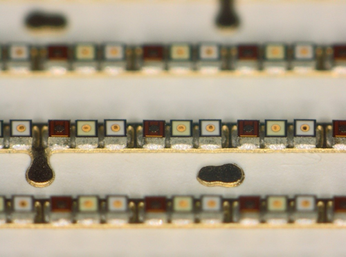 As part of the “Photonic Process Chains” initiative, new approaches to manufacturing very small surface-emitting LED chips and packaging technologies were tested, among other things. Picture: Osram