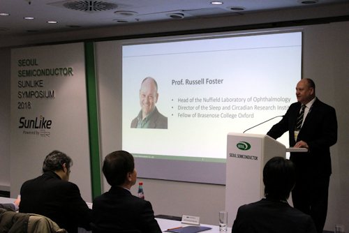 Professor Russell Foster from the University of Oxford, a leading authority in circadian rhythm research, explains that light not only allows us to perceive space, but also plays a critical role in enabling us to perceive time.