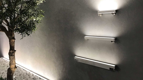 Targetti JEDI Compact provides a versatile solution for both indoor and outdoor applications.