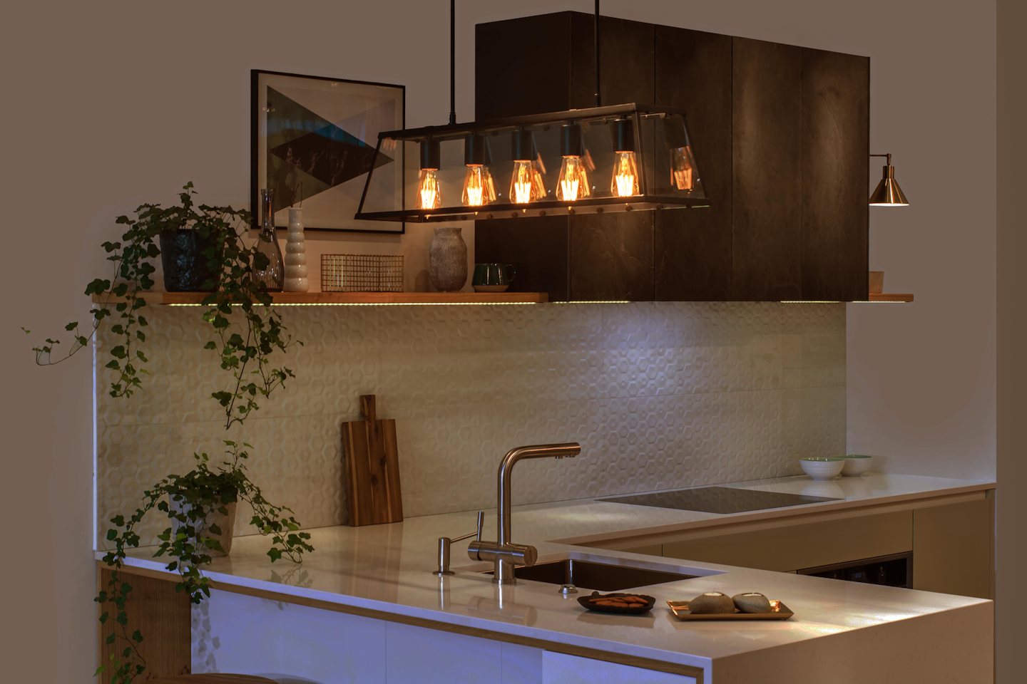 Buddy-owned LIFX presented vintage-style smart LED-filament lamps at CES this past week that are suited to both residential and hospitality applications. (Photo credit: Image courtesy of LIFX.)