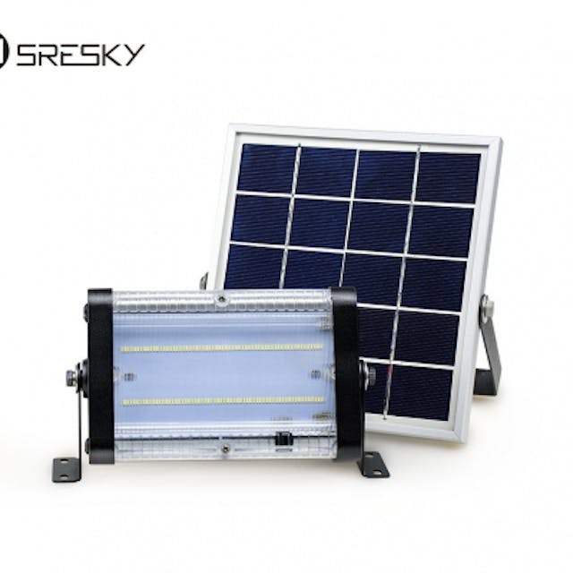 Uranus solar store barn light