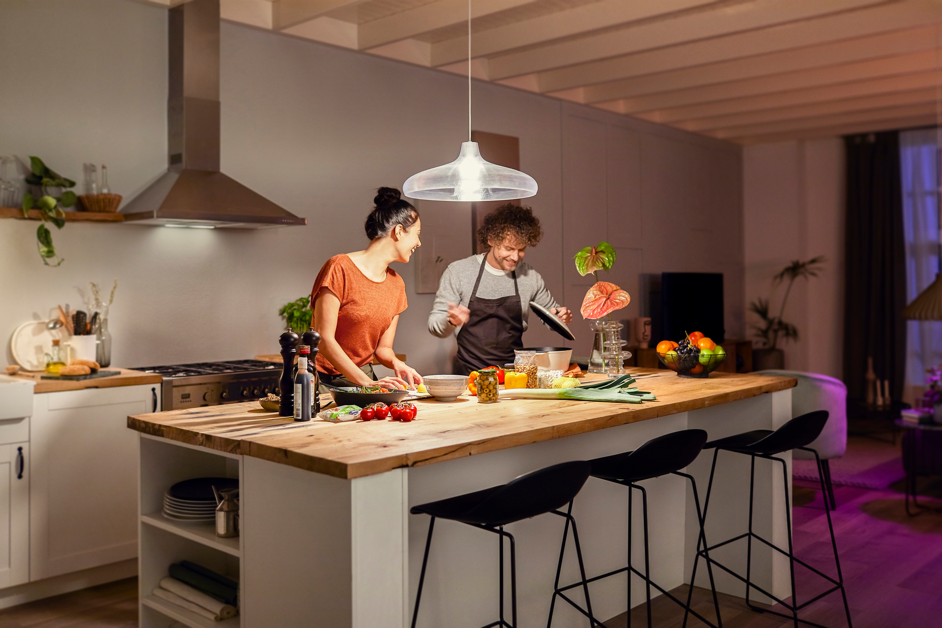 philips hue strip lumens