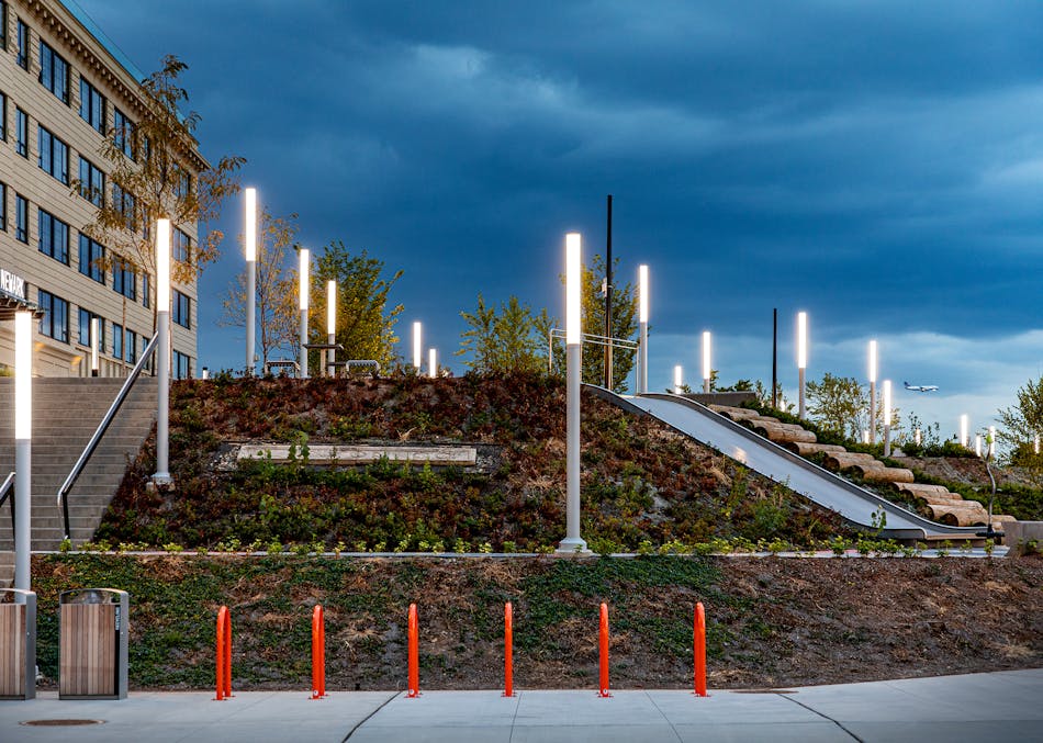 Luminis&rsquo; Lumistik LED luminaires provide a friendly glow that enables visual acuity for park occupants and pedestrians in Newark&rsquo;s Mulberry Commons Park. (Photo credit: Image by photographer Barrett Doherty via Luminis.)