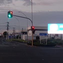 FIG. 1. In Hamilton, New Zealand, a digital billboard located close to an intersection with display colors similar to traffic signals could interfere with drivers&rsquo; attention and reaction time.